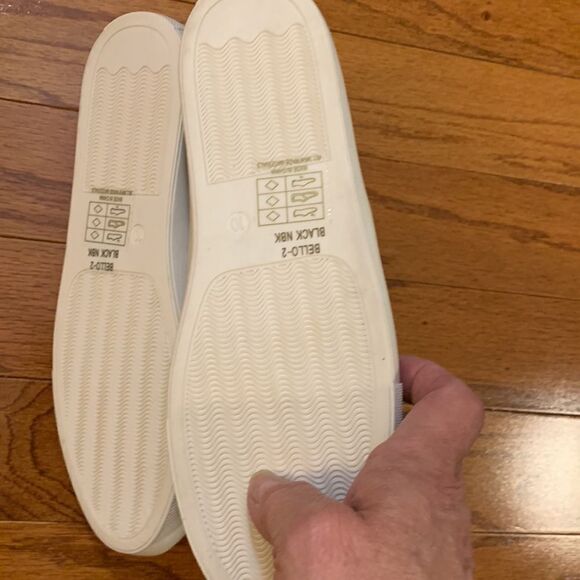 ANNA Size 10 black slip on loafer/sneaker NEW in box - Picture 4 of 8